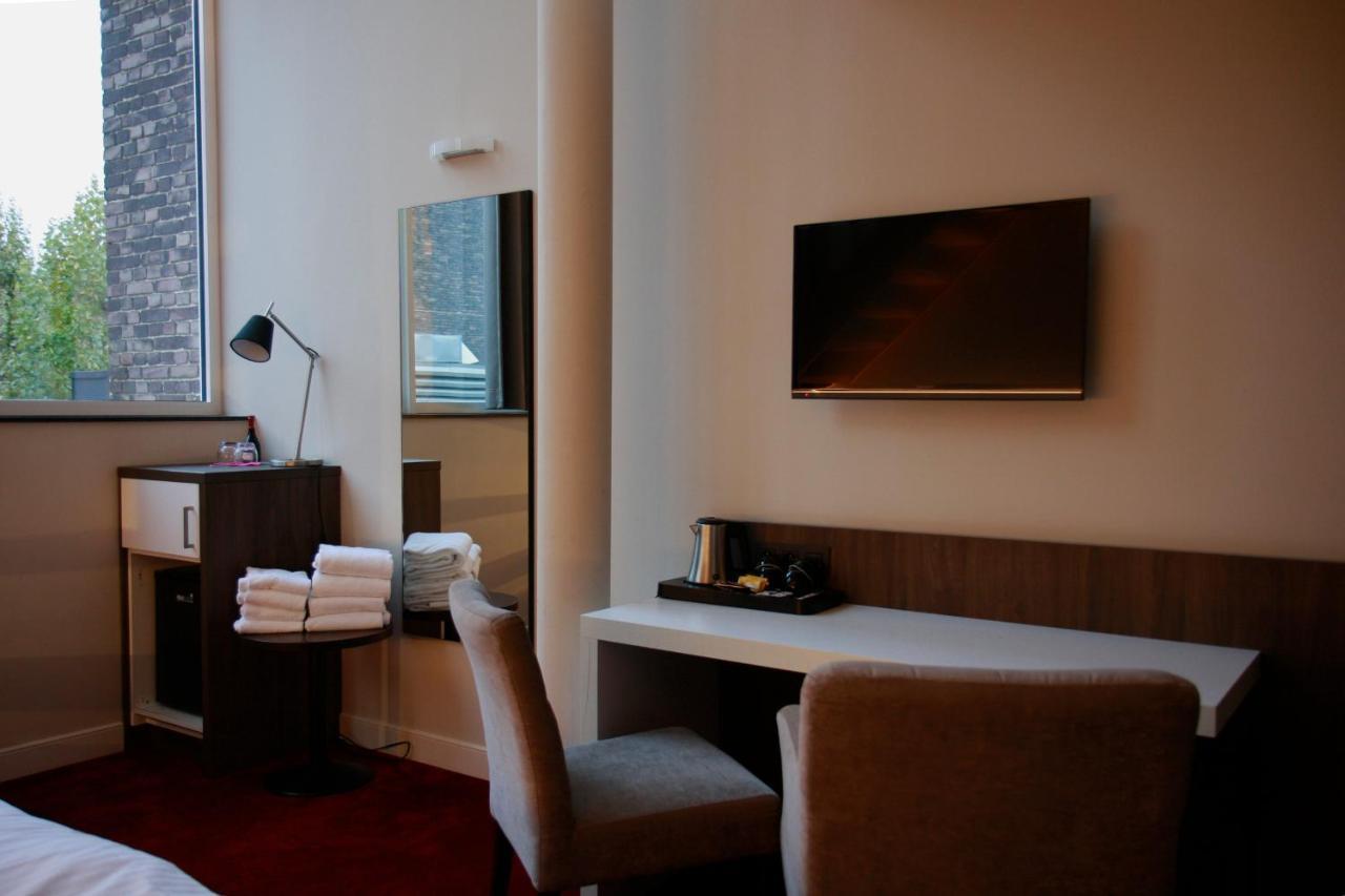 Hotel De Boskar Neerpelt المظهر الخارجي الصورة